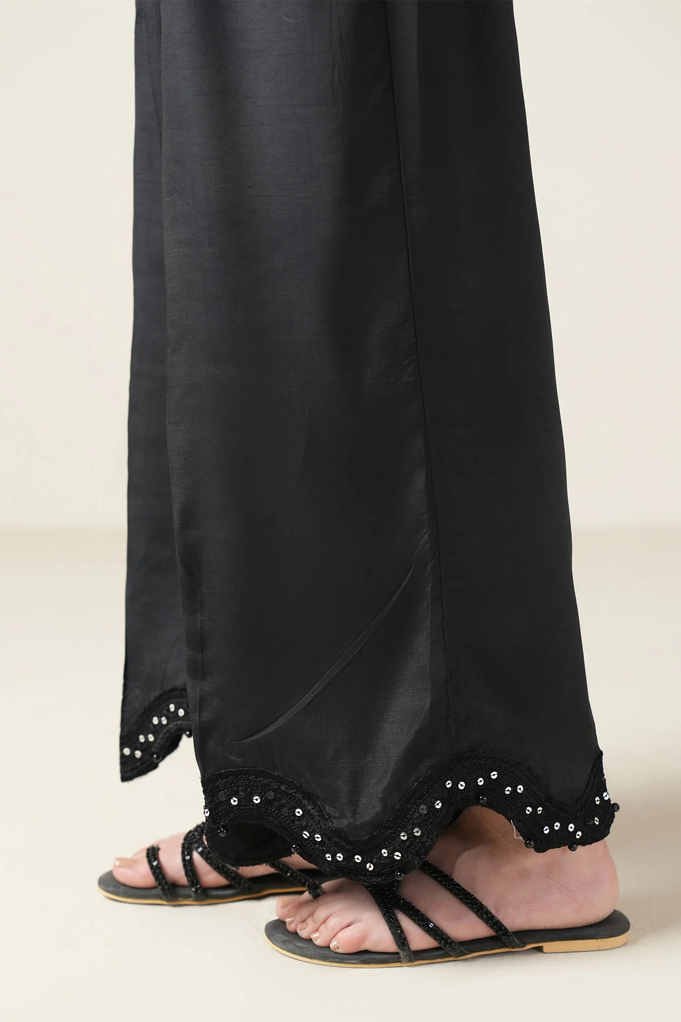 CHARMING AURA 2 - Image 4