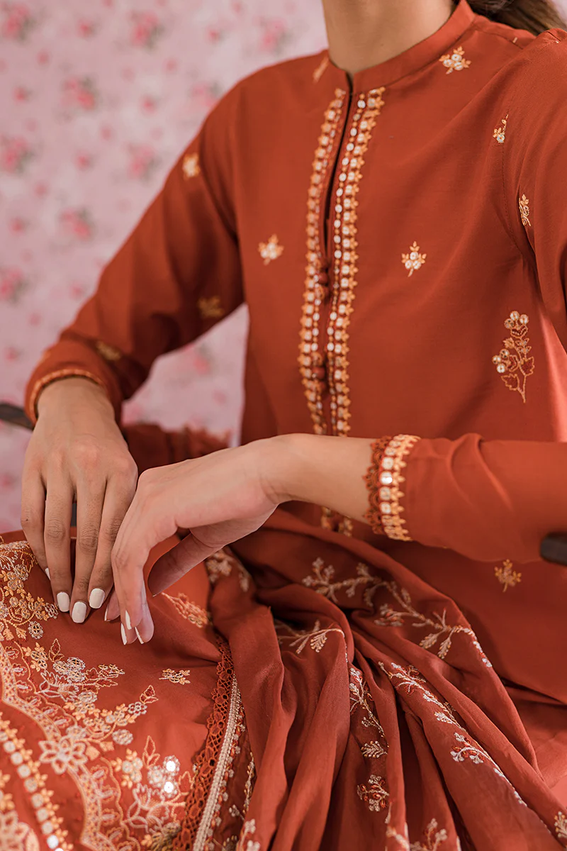 MISTY MELLOW-3PC EMBROIDERED LAWN SUIT - Image 4