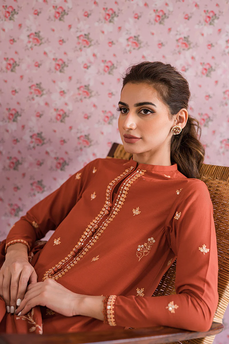 MISTY MELLOW-3PC EMBROIDERED LAWN SUIT - Image 8