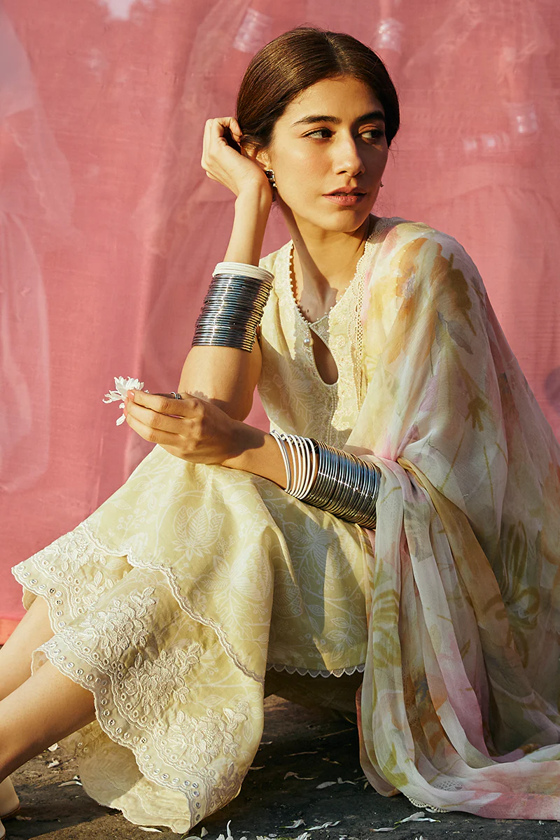 DUSTY BLOOM STITCH 3PC: LAWN EMBROIDERED  SUIT - Image 5