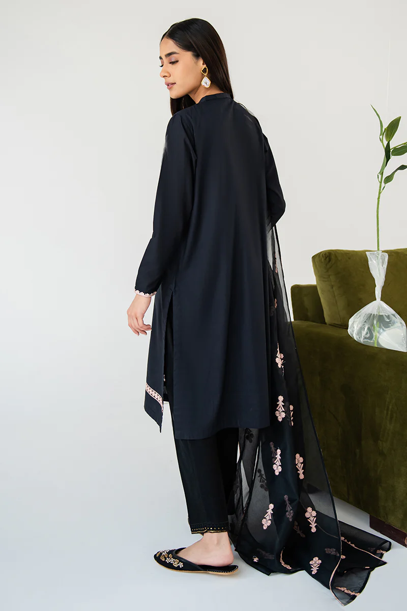 EBONY BLOOM-2 PIECE (SHIRT & DUPATTA) - Image 5
