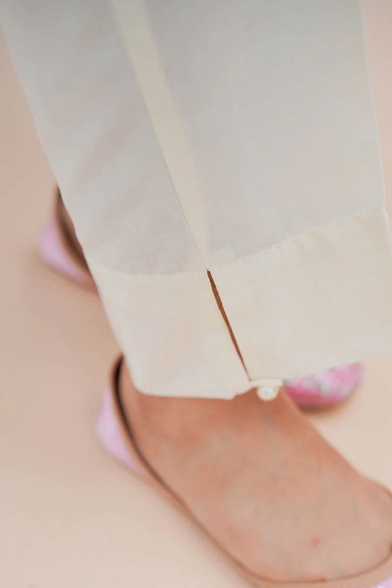 FITTED PANTS 3 - Image 2