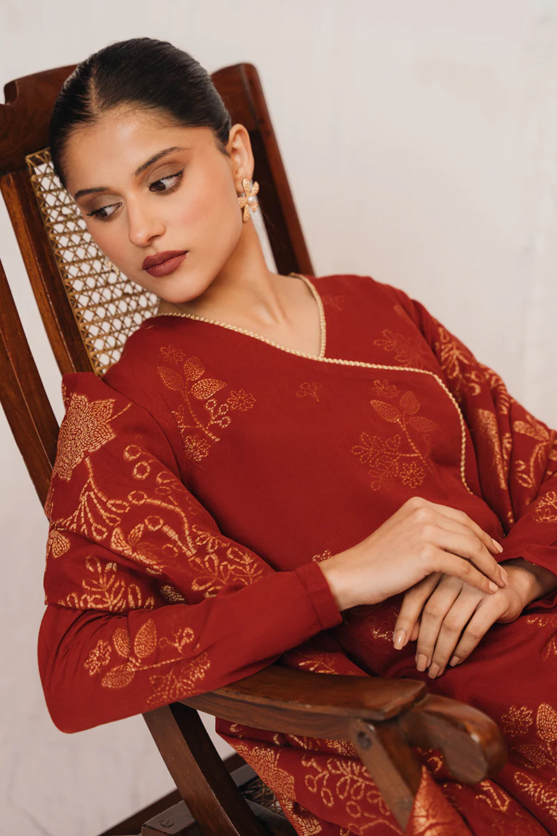 GOLDEN OCHRE-3 PIECE JACQUARD SUIT - Image 3