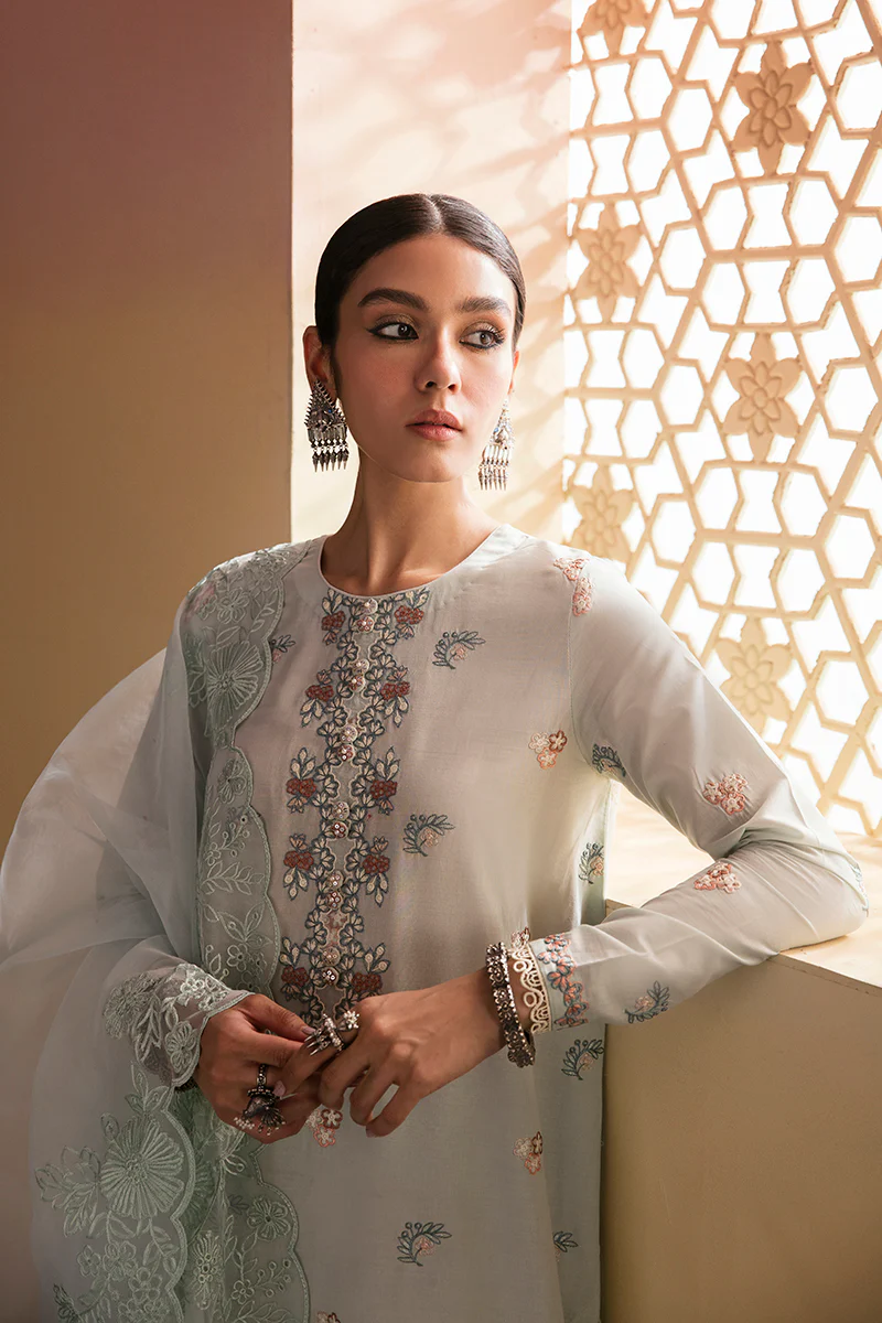 HAZY CERULEAN-3PC EMBROIDERED LAWN SUIT - Image 5