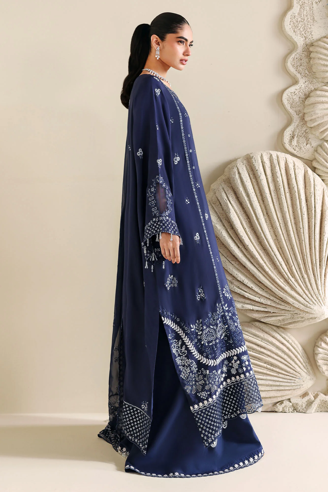 INDIGO MUSE-3PC SILK EMBROIDERED SUIT - Image 5