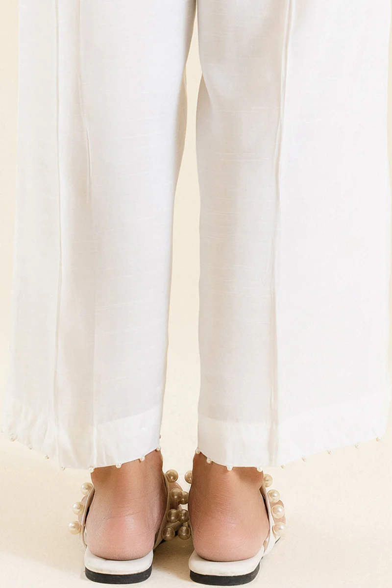 IVORY ELEGANCE 1 - Image 3