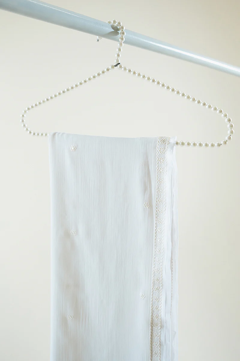 IVORY GLOW - Image 3