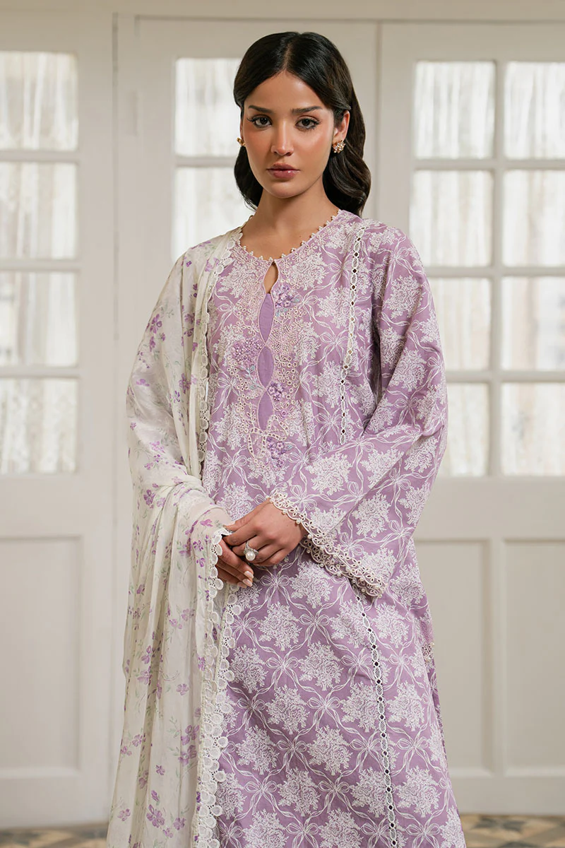 LAVENDER MUSE- 3PC EMBROIDERED LAWN SUIT - Image 5