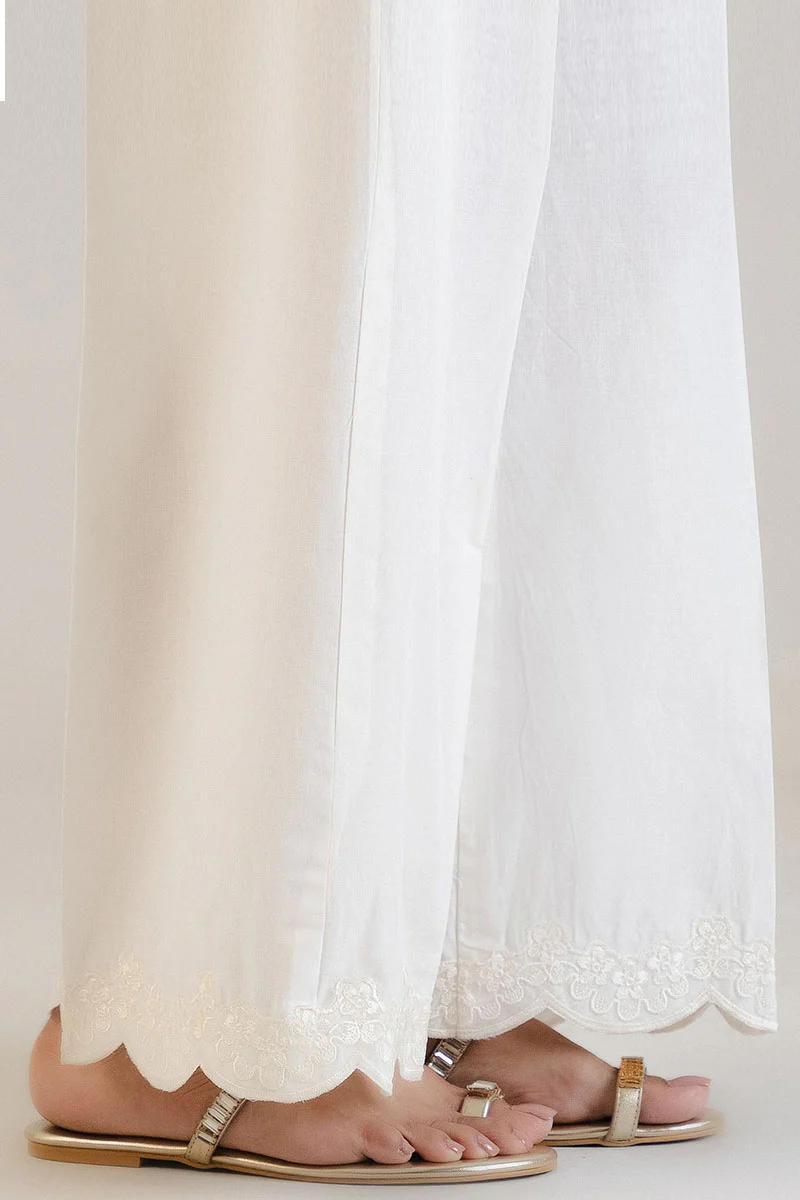 MAJESTIC ELEGANCE 2 - Image 2