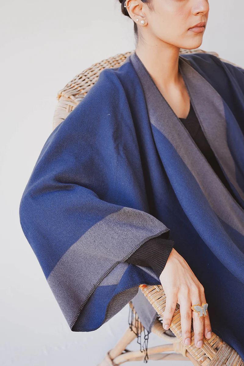 NIGHT SKY CAPE SHAWL - Image 2