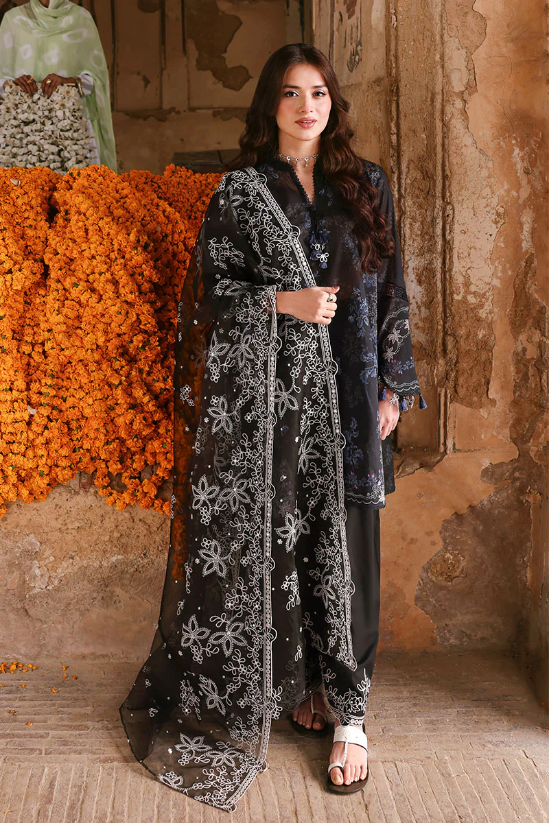 NOIR ESSENCE-3PC PRINTED & EMBROIDERED LAWN SUIT - Image 3