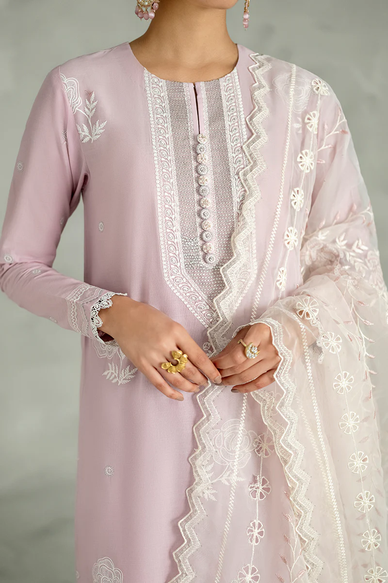 PERSE AURA-3PC EMBROIDERED LAWN SUIT - Image 4