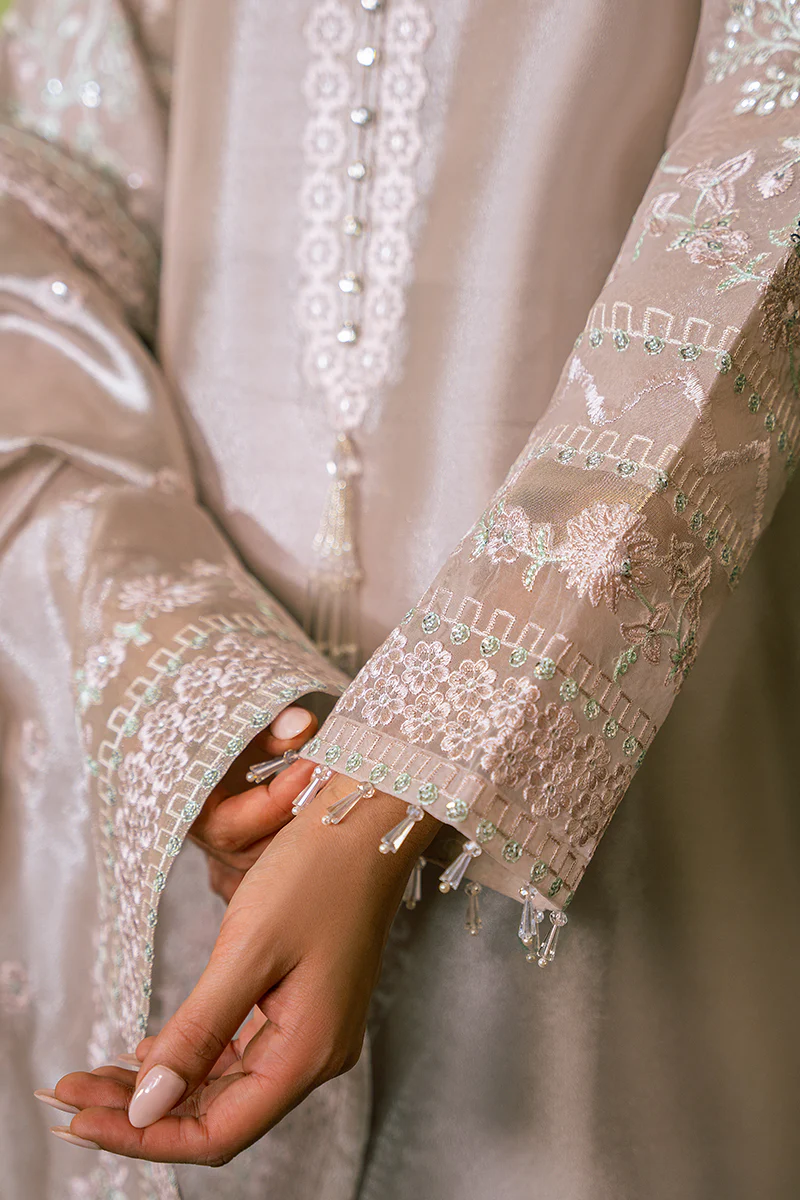 ROSE SHELL-4 PIECE EMBROIDERED ZARI SUIT - Image 3