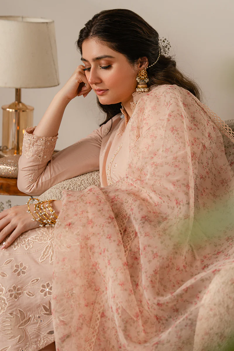 PASTEL FUSION-3 PIECE EMBROIDERED LAWN SUIT - Image 8