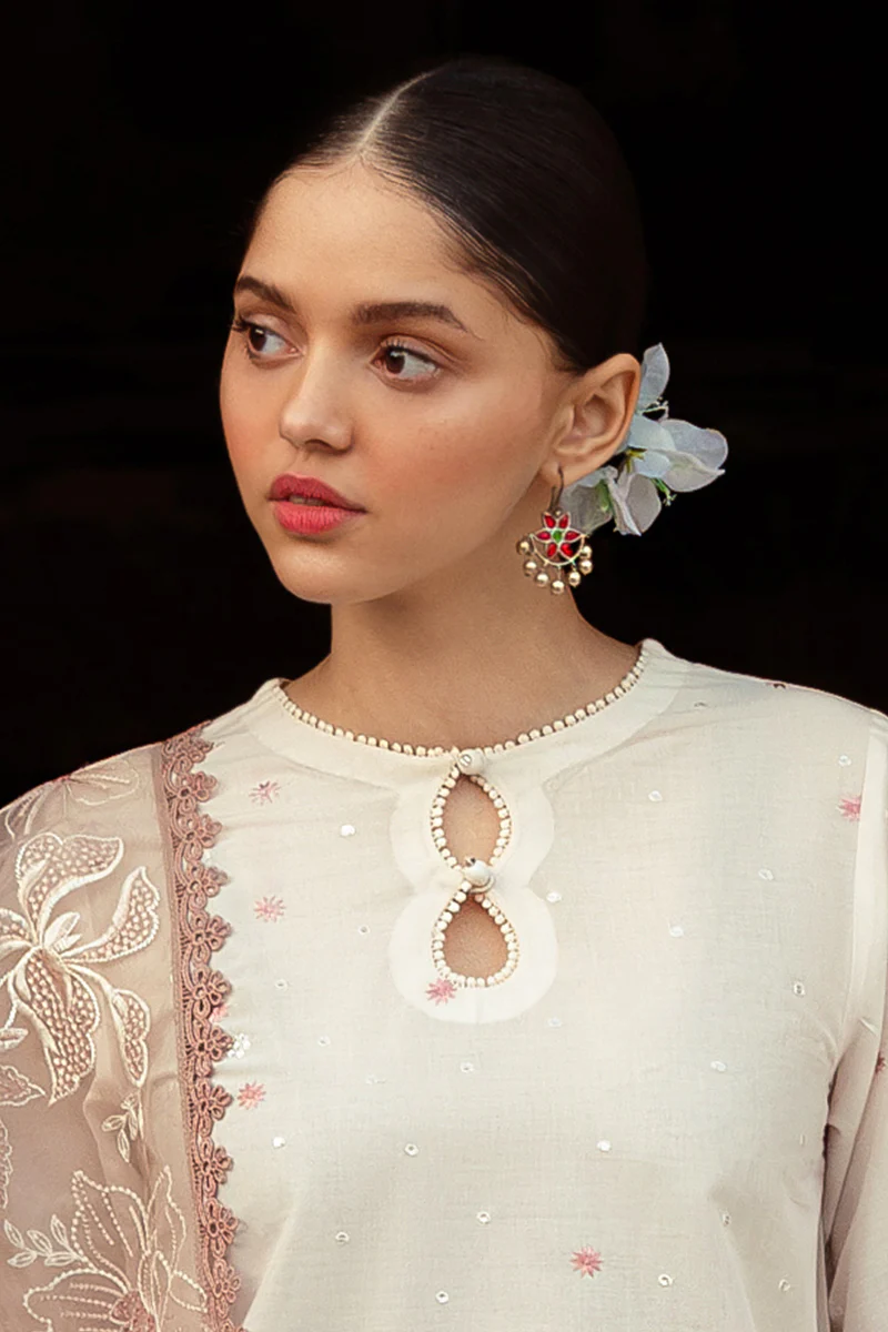 SPECKLE MESH-3 PIECE LAWN EMBROIDERED SUIT - Image 2