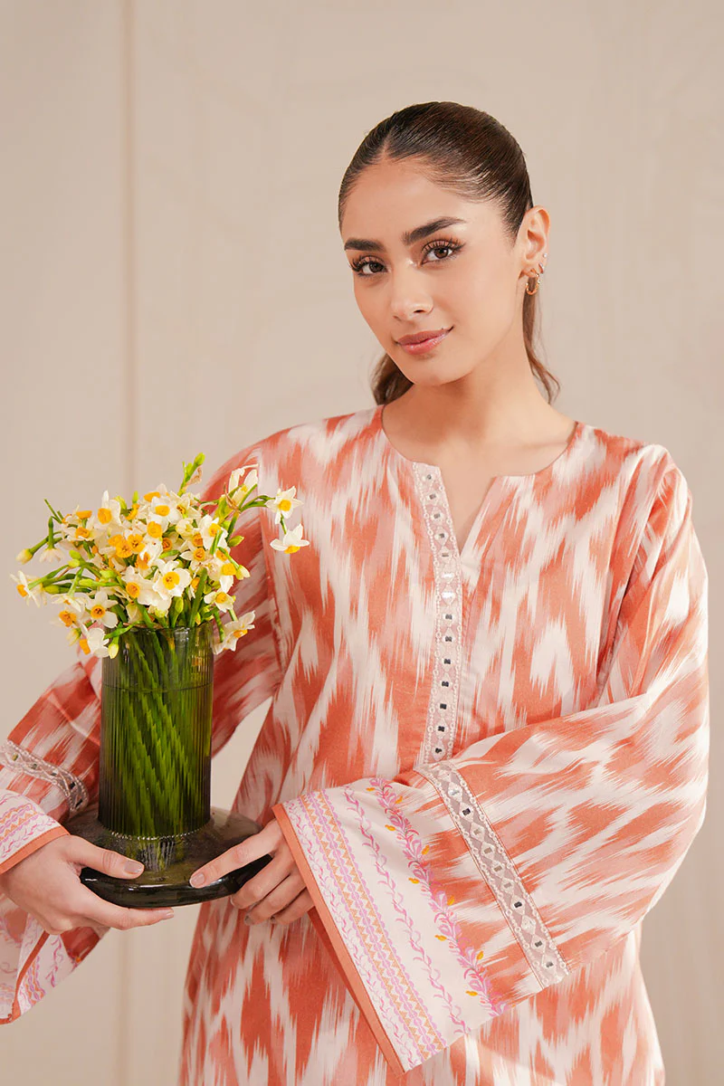 SAFFRON FADE-2 PIECE PRINTED LAWN SUIT - Image 4